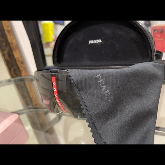 COPY - Prada men’s sunglasses case - Picture 2 of 3